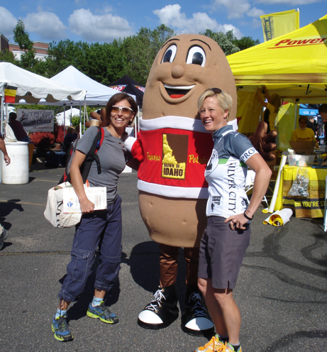 Spuddy Buddy, the IPC's mascot, entertained cyclists and fans in the Exergy Tour expo area. 